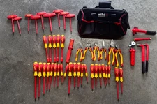 Wiha 48 Piece Master Electrician's Insulated Tool Set In Canvas Tool Bag