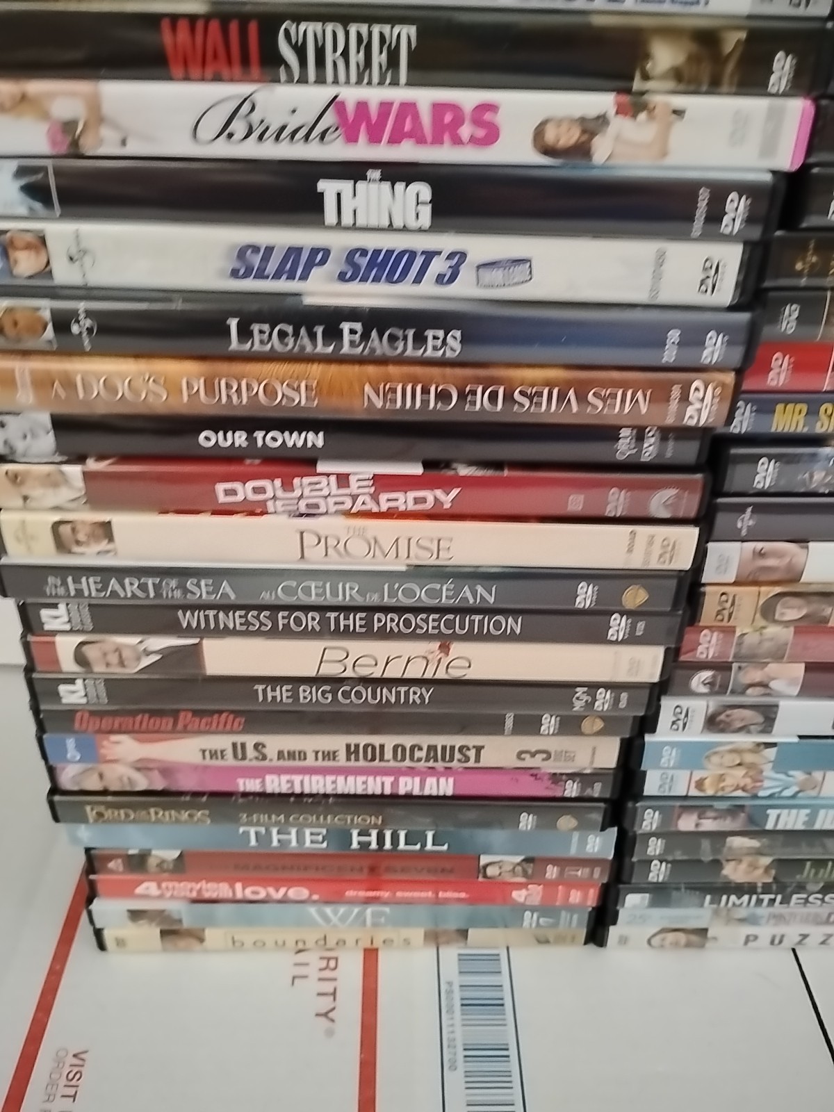Lot of 120 vintage Estate Sale DVD Classic dvds! NO KIDS MOVIES Trl6#18