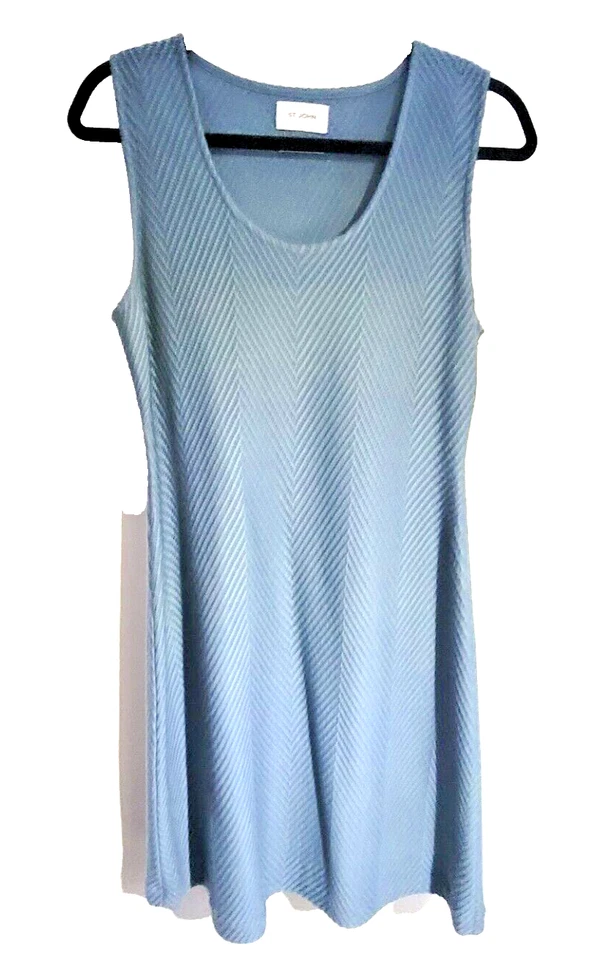 St. John Women's Sz 6  Raised Herringbone Sweater Dress 100% Wool $895 ----4054 - Image 2 of 4