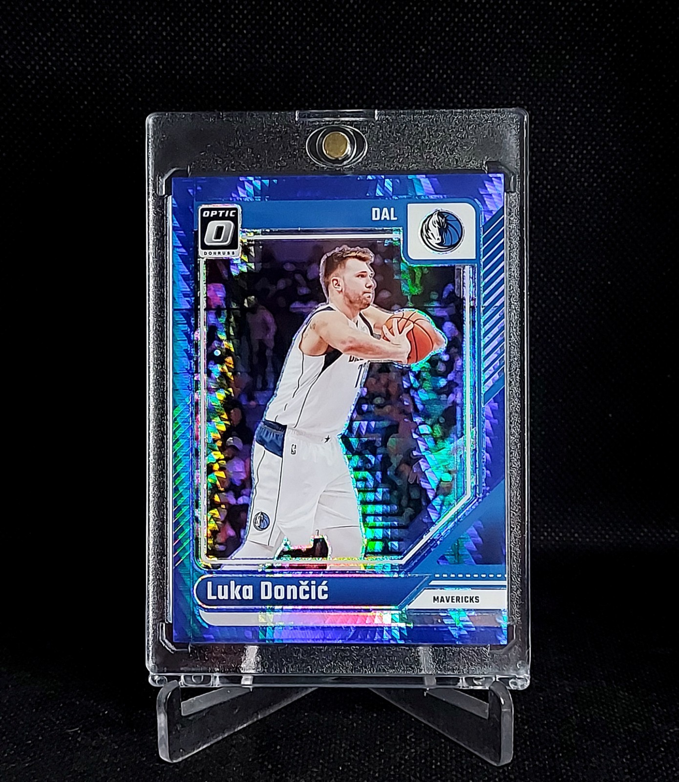 2024-25 Panini Donruss Optic #214 Luka Doncic Blue Hyper /175 Mavericks