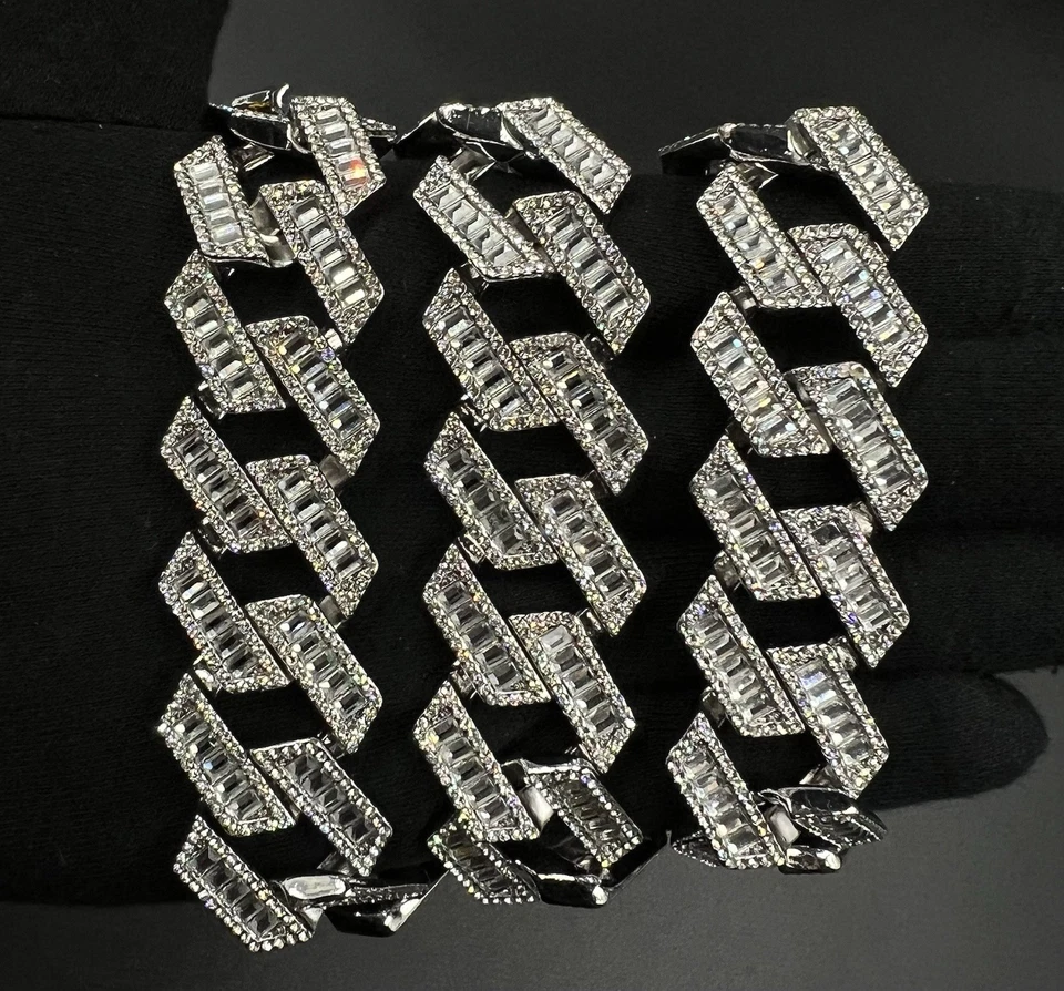 "Cadena de eslabones cubanos baguette helada VVS1 moissanita plateada 26"" x 23 mm" Foto 3 de 4