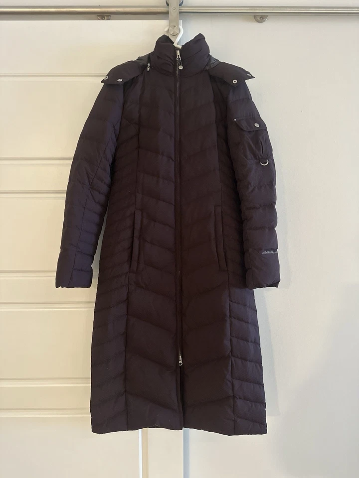 Abrigo parka Eddie Bauer para mujer Sun Valley relleno de plumón con capucha de piel extraíble talla XS Foto 2 de 4