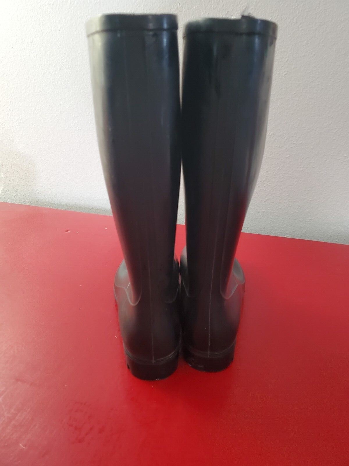 Women's Black Knee High Rubber PullOn Waterproof Rain Boots Size 8 eBay