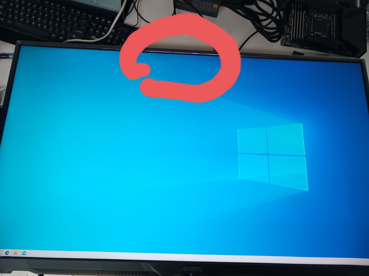 GIGABYTE AORUS FV43U 43