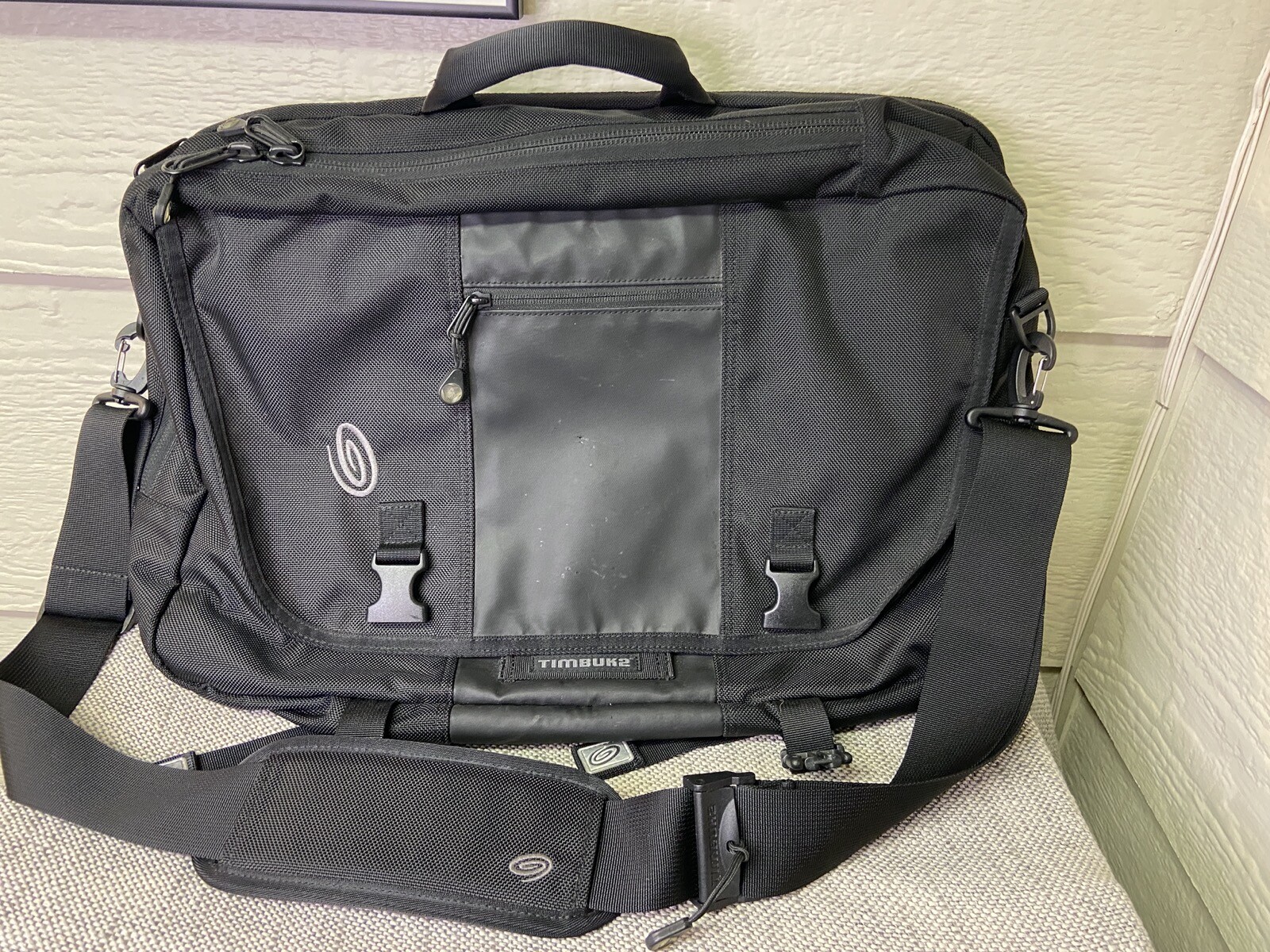 Timbuk2 Breakout Nylon Laptop Messenger Bag Nylon Bic… Gem