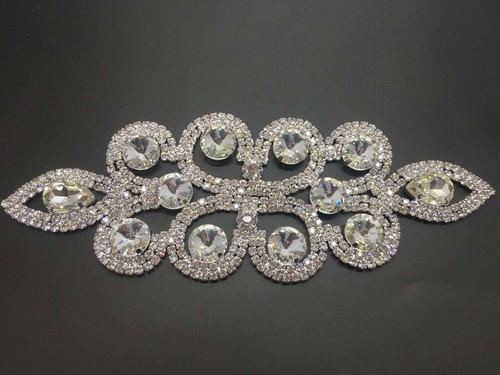 Rhinestone Diamante Patch Motif Sew on Applique Sparkling Crystals Dress Craft - Picture 7 of 7