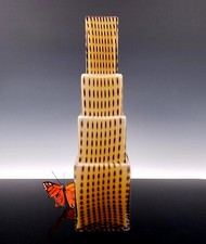 Kosta Boda Metropolis Skyscraper Bertil Villien - Signed Orrefors Sweden