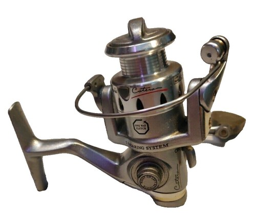 Daiwa D-SPIN500-B-CP D-Spin Ultralight Spinning Reel, 500, 4.9: 1