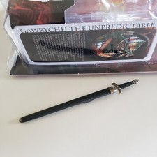Legiones míticas Gawrychh La impredecible espada y funda 1/12