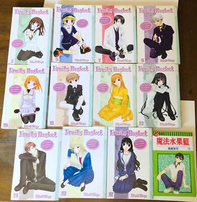 12 Fruits Basket Manga Natsuki Takaya English, 1 book in Mandarin.