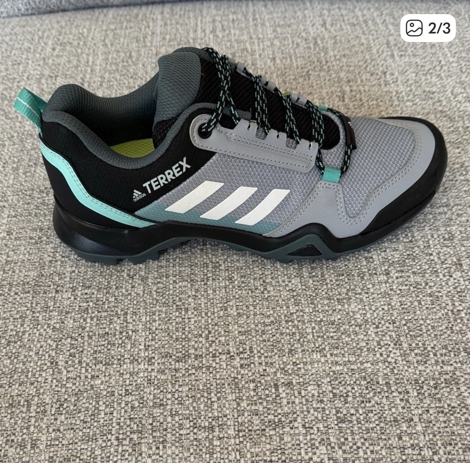 Zapatos para mujer Adidas Terrex Free Hiker, talla 6,5 Foto 2 de 4