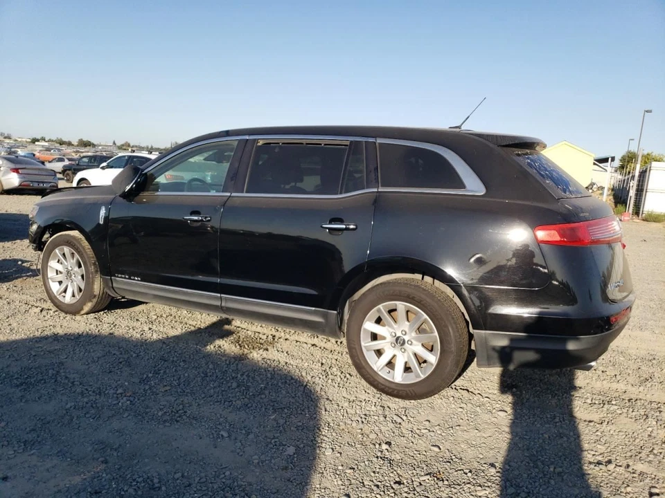 BLK LEFT REAR DOOR TRIM PANEL 2013 LINCOLN MKT - Изображение 2 из 4