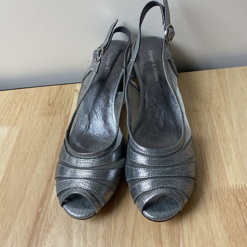 DJANGO & JULIETTE Heels Size 40 Silver Wedge Leather Peep Toe Slingback Party - Picture 2 of 11