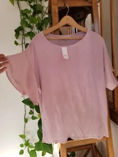 Loft women's top soft brand new medium 