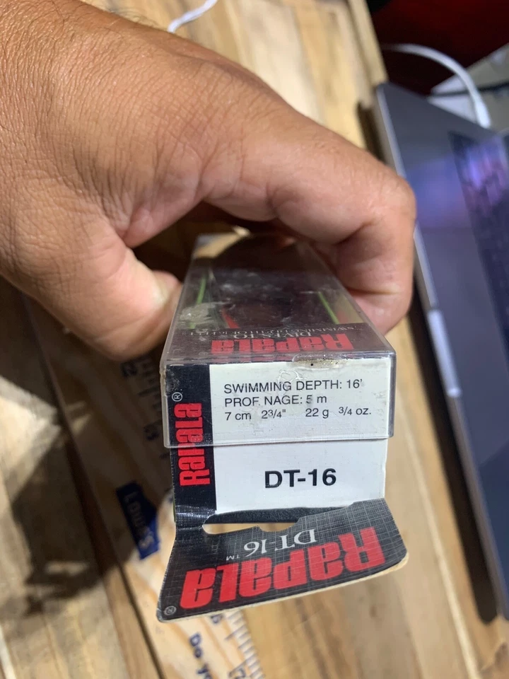 Señuelo de pesca Rapala DT 16 SD Shad solo caja (lote #19939) Foto 4 de 4