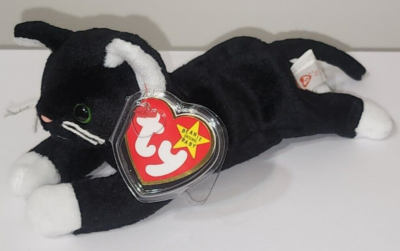 Ty Beanie Baby ZIP the Black Cat (Canada Tags)(8 Inch) MWMTs