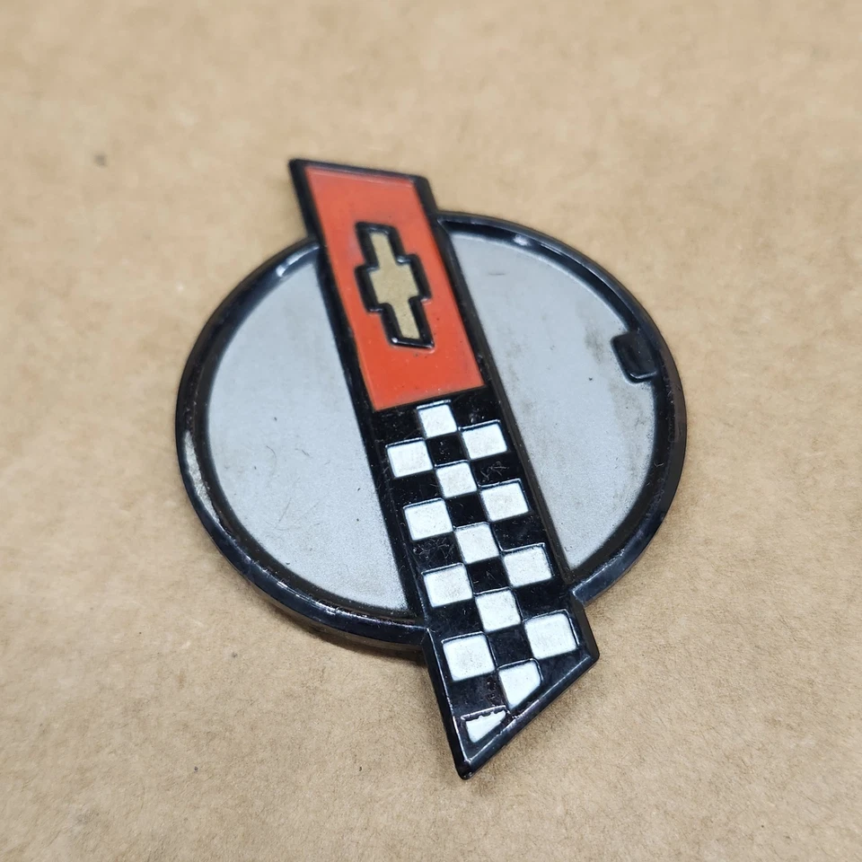 Крышка клапана 85-90 C4 Corvette крышка с эмблемой значок качелька крышка для левого водителя изготовитель оборудования - Изображение 2 из 4