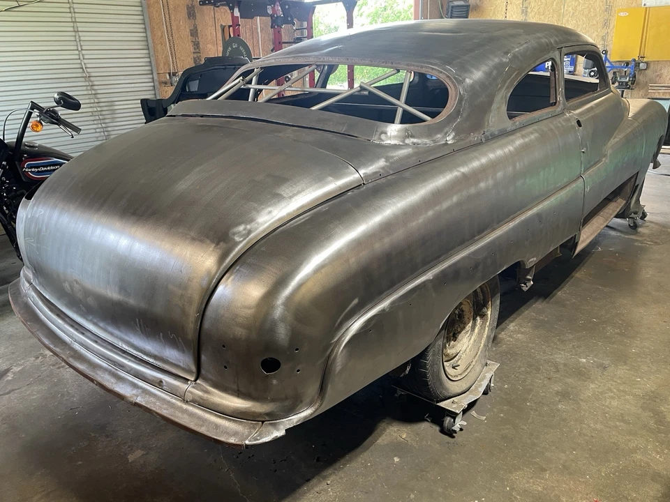 1950 Рубленый 2dr Merc ролик /xtra шасси / детали, плоская головка V-8, чистый и прозрачный - Изображение 3 из 4