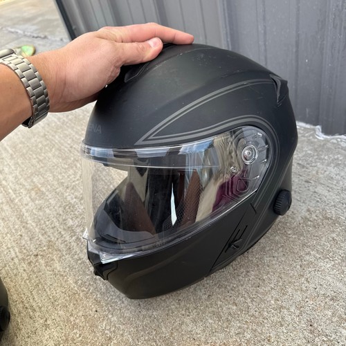 Sena Outrush Bluetooth Motorcycle Helmet Matte Black M - NL - Picture 2 of 5