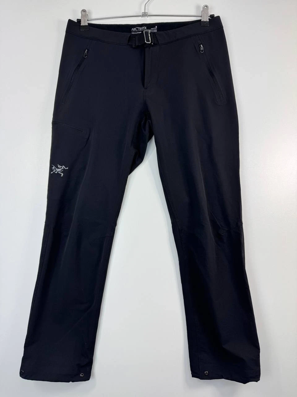 Arc'teryx Women’s Softshell Hiking Pants Black Short Outdoor Size 8
