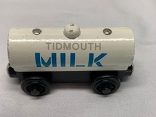 Thomas  Friends Wooden Railway Tidmouth Milk Tanker Train Built in 2001