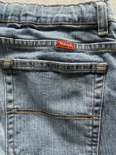 Wrangler Boys Boot Cut Blue Denim Jeans Adjustable Waist Size 16 Husky 30 X 27 - Picture 3 of 4