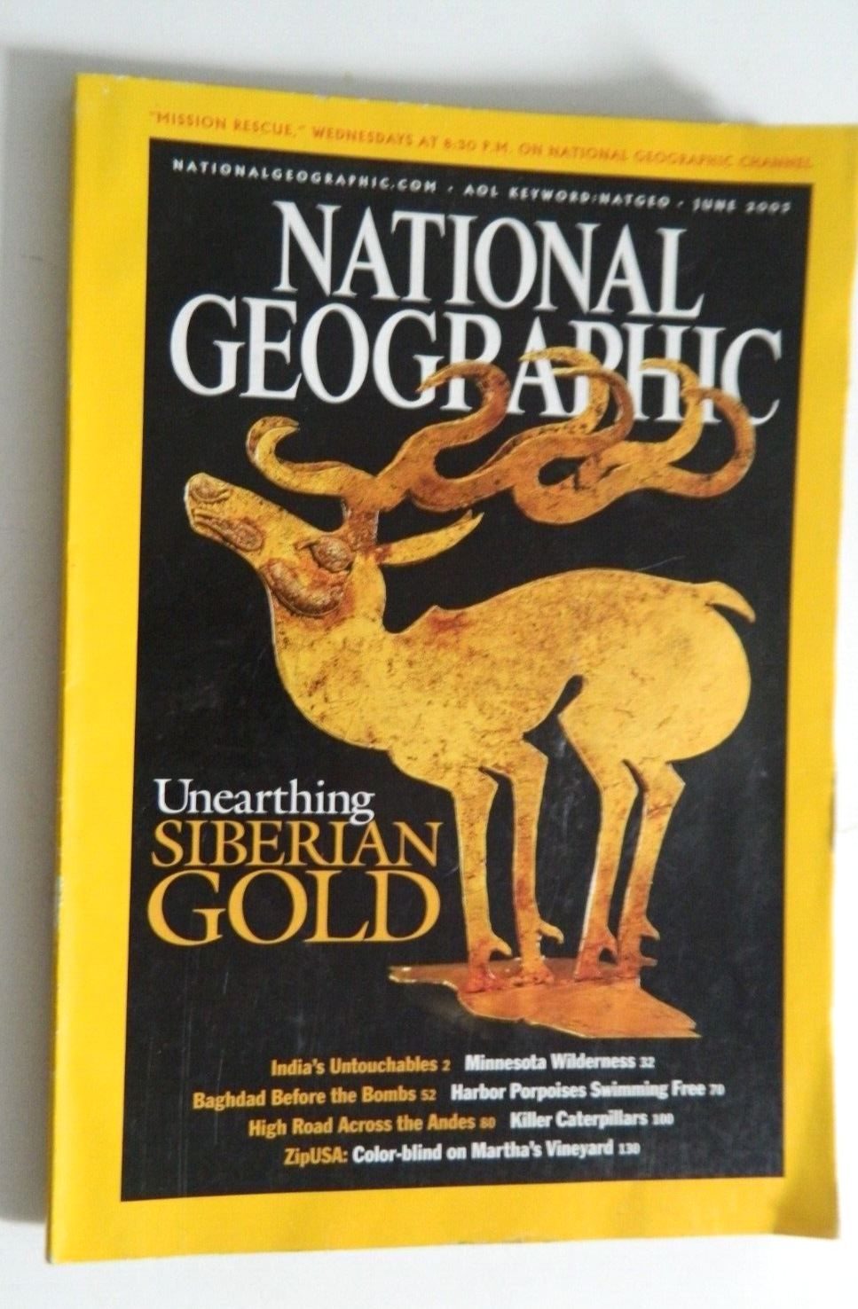 June 2003 National Geographic Magazine Unearthing Siberian Gold Minnesota Wilder