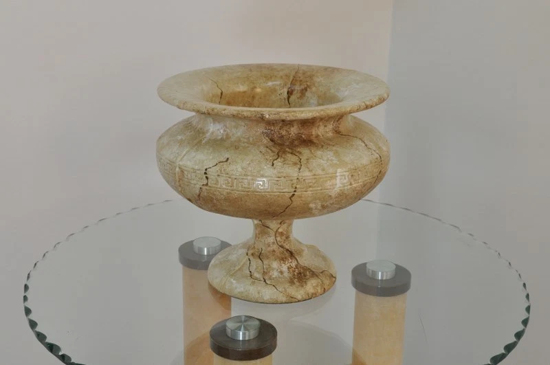 MÄANDER SCHALE VASE GEFÄß HANDBEMALT WUNDERVOLL GRIECHISCH LAUFENDER HUND