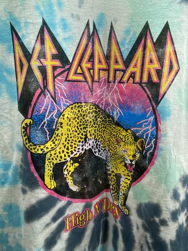 Def Leppard High N Dry Tie Dye Graphic T Shirt US Mens Size Small - Picture 2 of 4