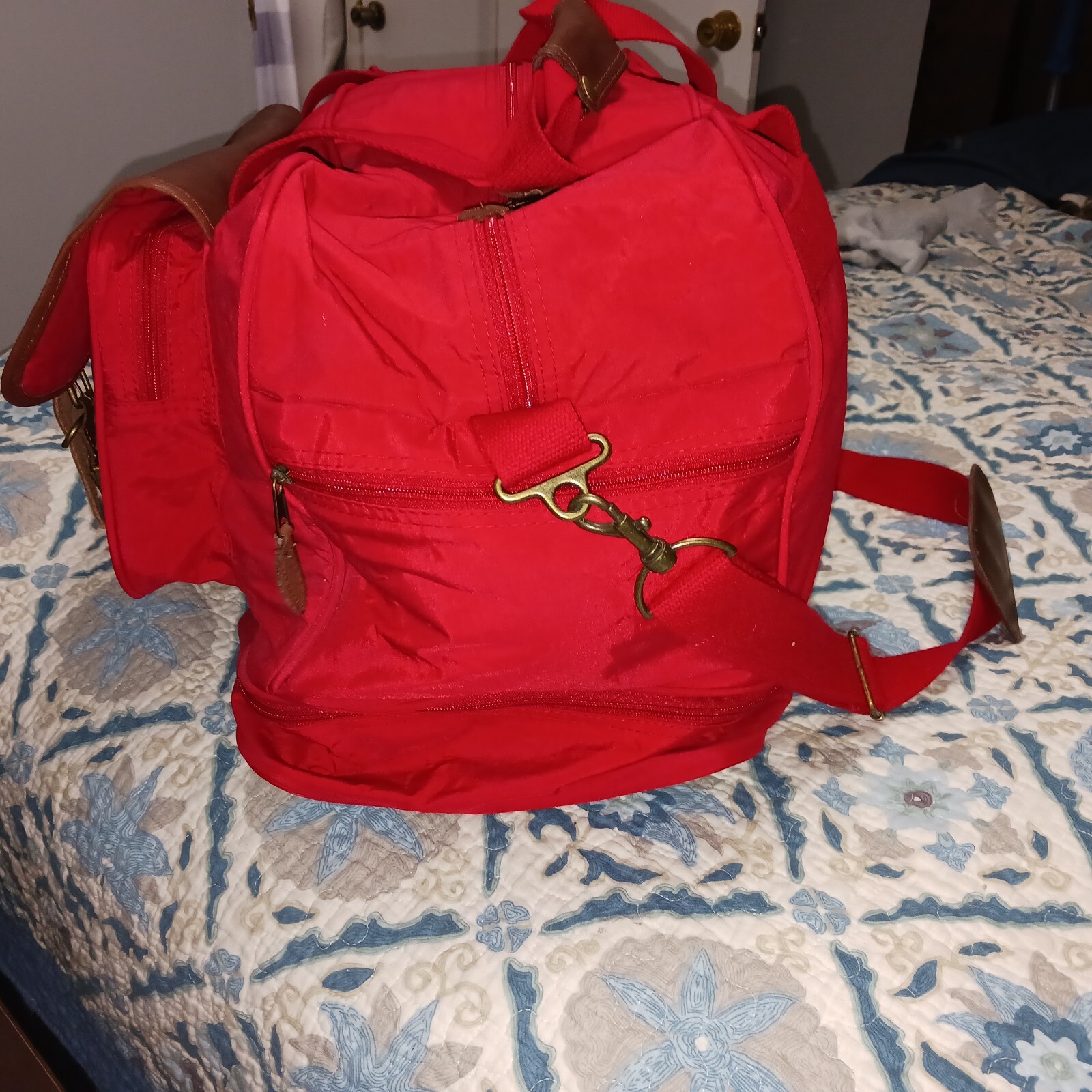 Marlboro Duffle Bag Nylon With Leather Front Removabl… Gem