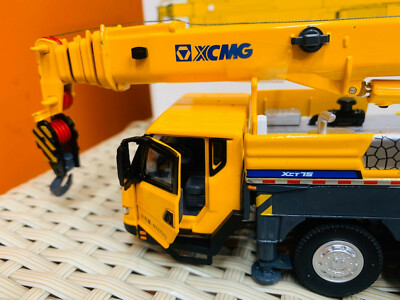 XCMG XCT75 Mobile Crane Model 1/50 Scale Die-Cast New in Original