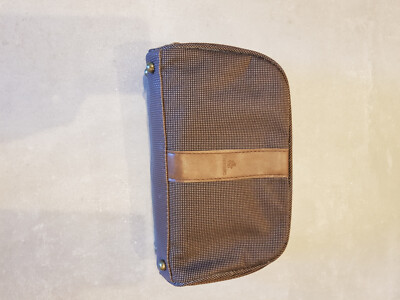 Emirates Business Class Amenity Kit Kulturbeutel Bvlgari Herren