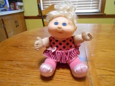 2011 Cabbage Patch Kid Doll- 8 inch sitting doll
