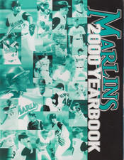 FLORIDA MARLINS 2000 OFFICIAL YEARBOOK MINT CONDITION