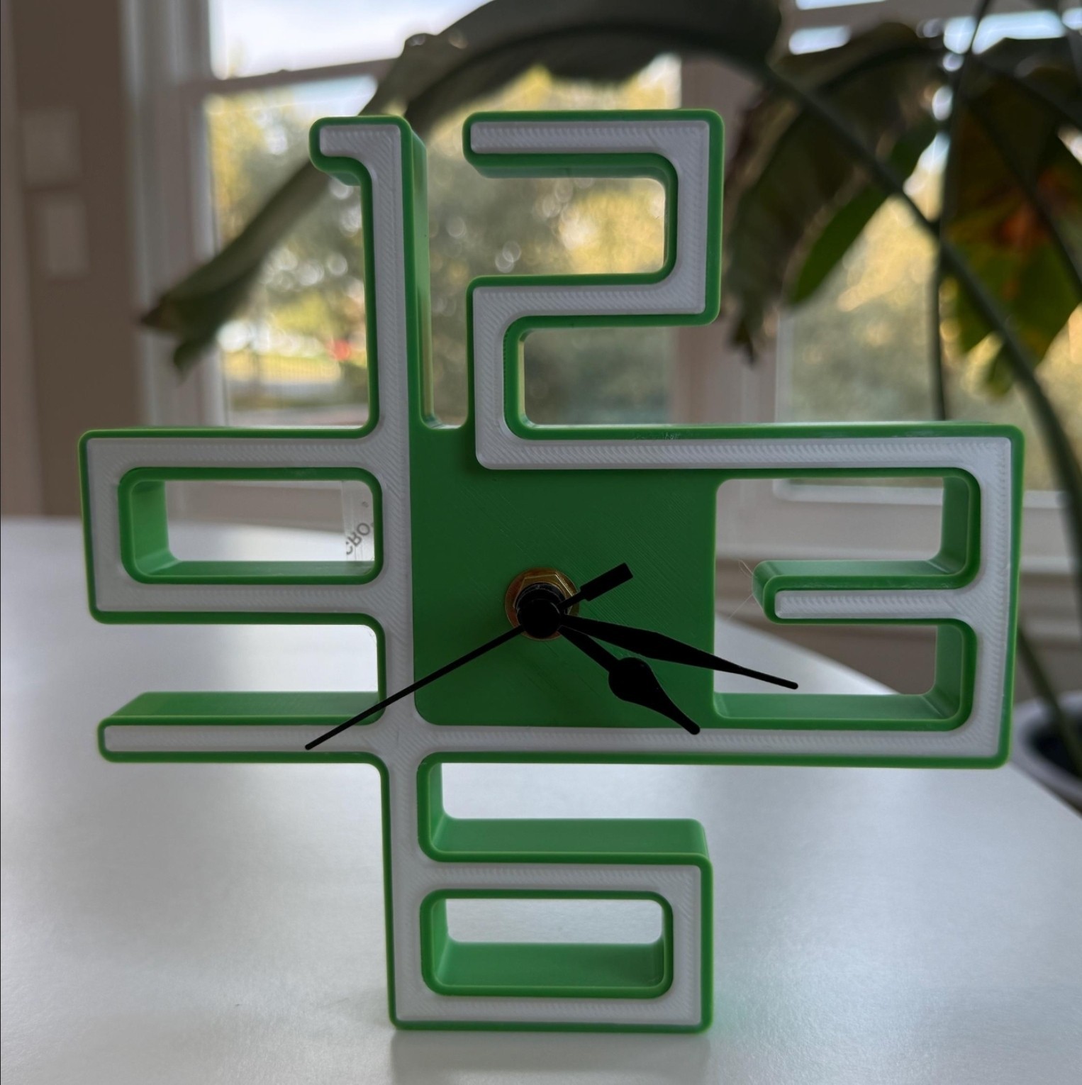 Beautiful Vintage Retro Mod Wall Clock Rare Hard To Find Simplistic