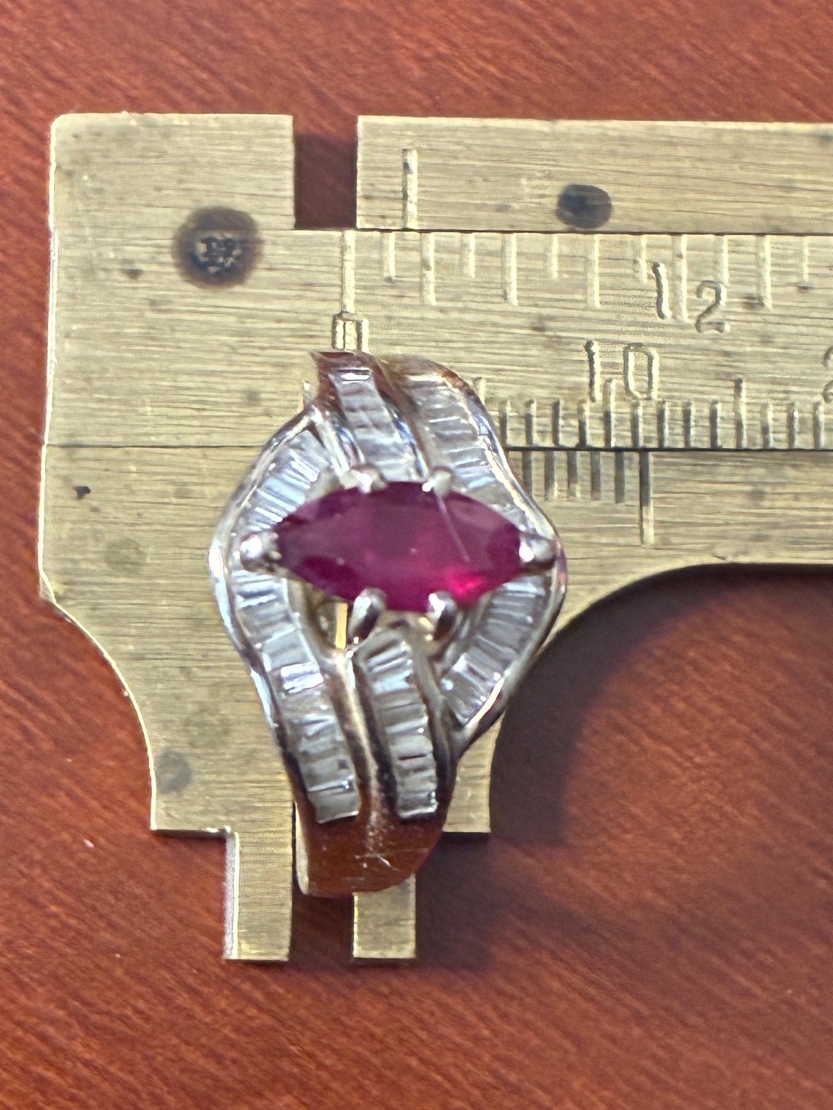 14kt Gold Ring Pear Shape Ruby With Brilliant Eme… - image 2