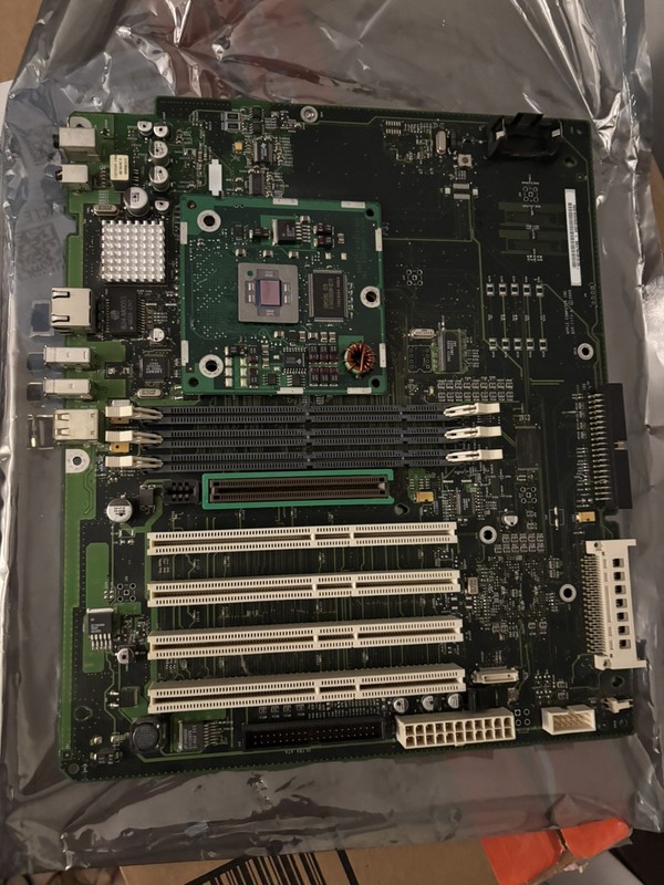 Power Macintosh 7500  and G4 Motherboard and 601 and G4 cpu Power Mac lot