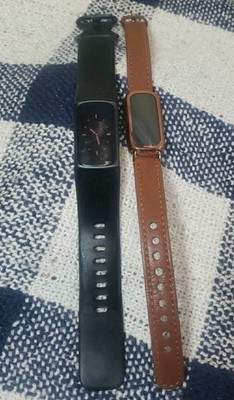 Lot Of 2 Fitbit Trackers Luxe And Charge 5 Both Power On & Sync Read Description