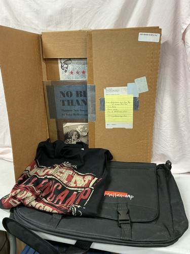 John Mellencamp 2010 No Netter Than This Tour Package Sealed Vinyl Shirt Bag