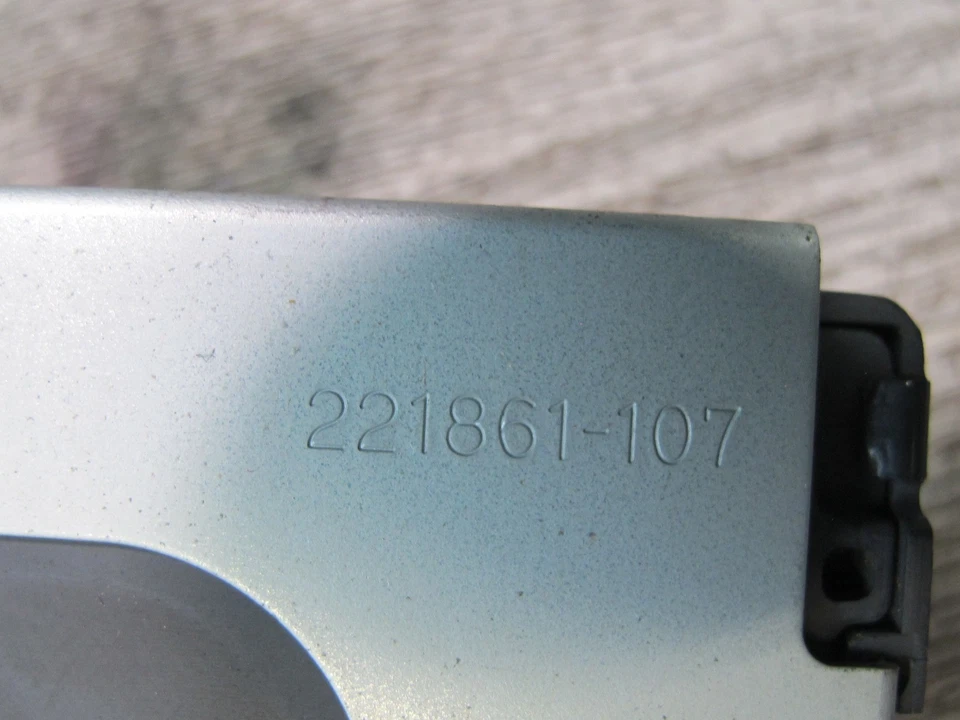 99-01 ISUZU VEHICROSS MÓDULO DE CONTROL DE CRUCERO UNIDAD COMPUTADORA 8972104620 OEM Foto 3 de 4