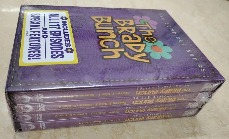 The Brady Bunch Complete TV Series (DVD, 20-Disc Set, Seasons 1-5) New Foto 2 de 2