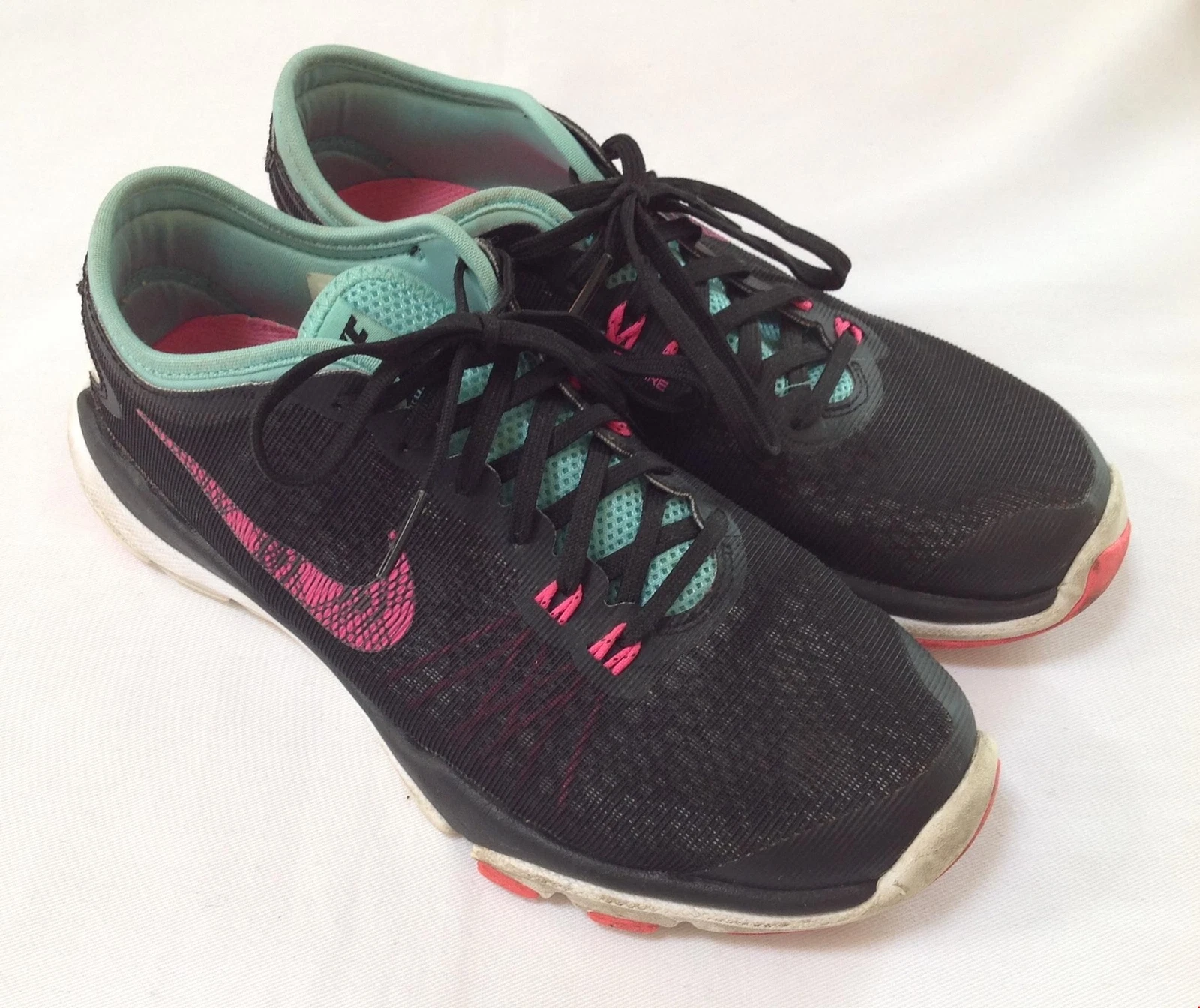 Chaussures d'entraînement femme Nike baskets Flex Supreme TR4 noir rose W 6 831571 008