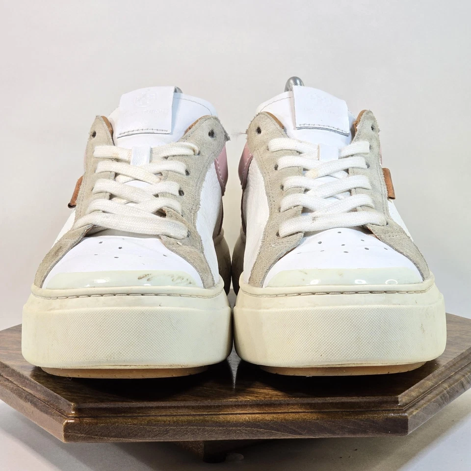 Zapatos Tory Burch para mujer talla 9 blanco rosa cuero parte superior baja cancha gamuza suela de copa Foto 2 de 4