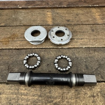 Campagnolo ボトムブラケット 70-SS Vintage Campagnolo 70-SS Bottom Bracket Axle 70mm Ofmega Cups