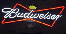 Budweiser Beer Light Up Bowtie Crown LED Opti Neon Beer Sign 2006 28x12” Nice!