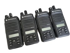  Lot of 4 Motorola XPR 3500e AAH02RDH9VA1AN-AMA UHF 2-Way Radio