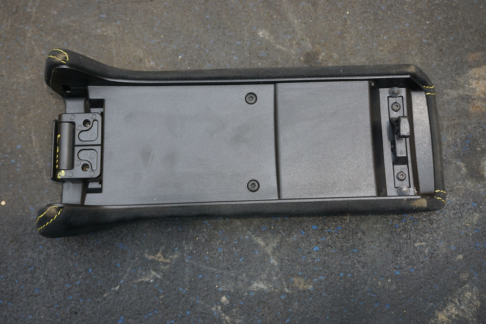 Front Center Console Armrest Storage Door Black Alcantara Mclaren 650s Spider 16