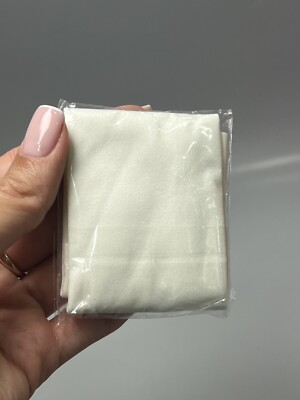 Gucci New White Cleaning Cloth Microfiber For Sunglasses  display picture 1