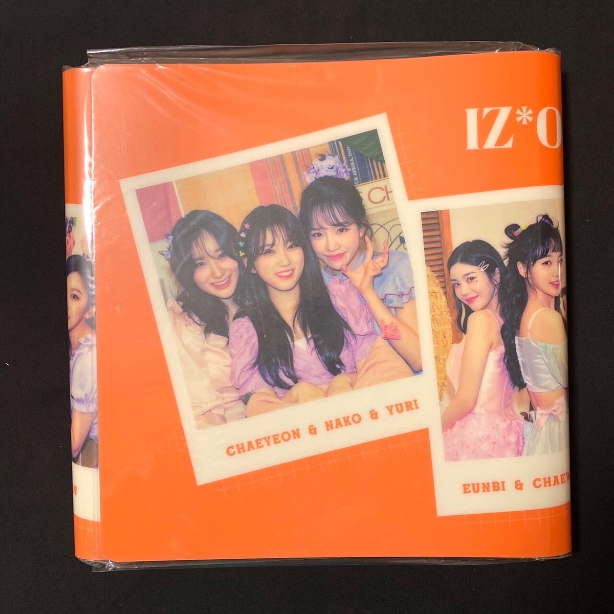 IZ*ONE Dicon 11 vol. Shall We dance? Deluxe Edition + Hitomi