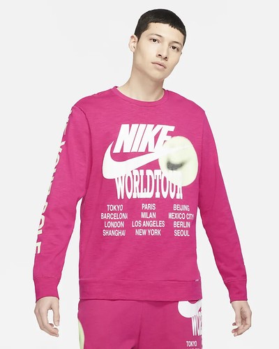 Nike Sportswear World Tour Size L Glow 